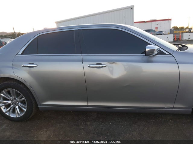 Chrysler 300C 2016 2C3CCAEG5GH181655 Image 14