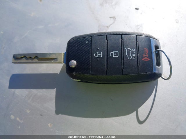 KIA Sorento Lx V6 2017 5XYPGDA55HG329455 Image 11