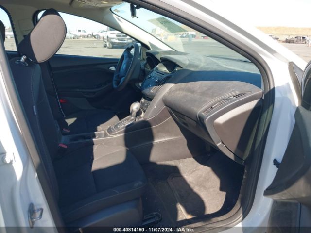 1FADP3F23GL277182 Ford FOCUS SE