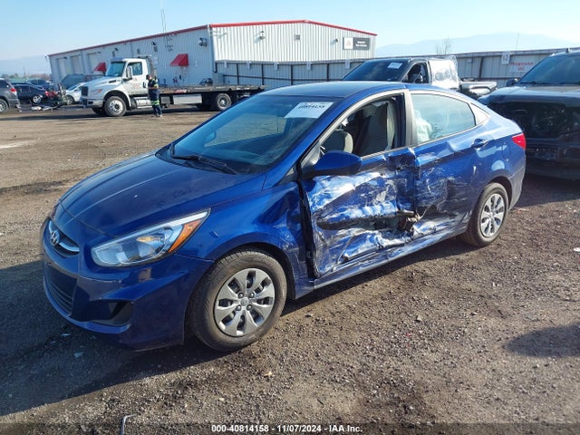 Hyundai ACCENT SE 2017 KMHCT4AEXHU181517 Image 2