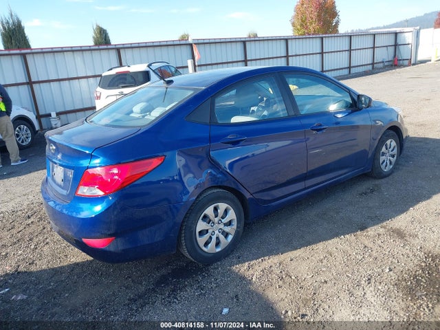 Hyundai ACCENT SE 2017 KMHCT4AEXHU181517 Image 4
