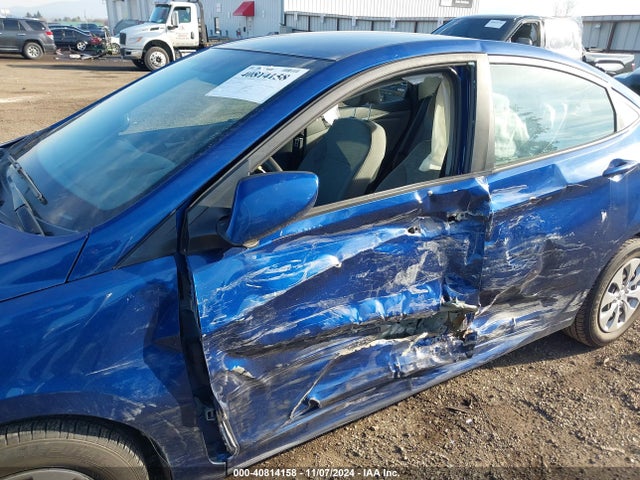 Hyundai ACCENT SE 2017 KMHCT4AEXHU181517 Image 6