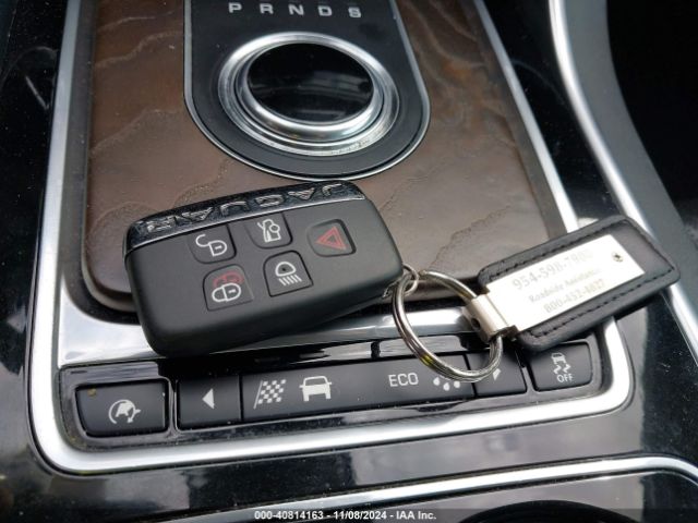 SAJAF4BV5HA976091 Jaguar Xe 35t R-sport