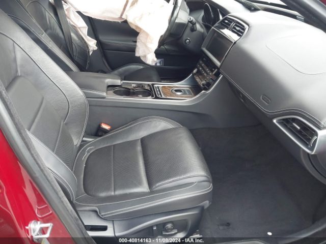 SAJAF4BV5HA976091 Jaguar Xe 35t R-sport