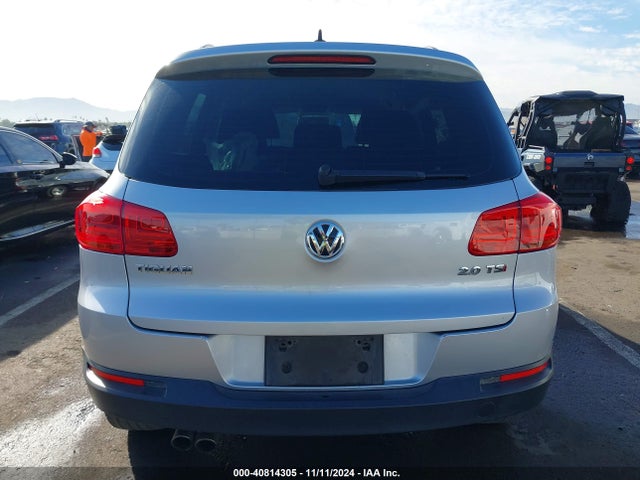 WVGAV7AX4JK001373 Volkswagen Tiguan Limited 2.0t