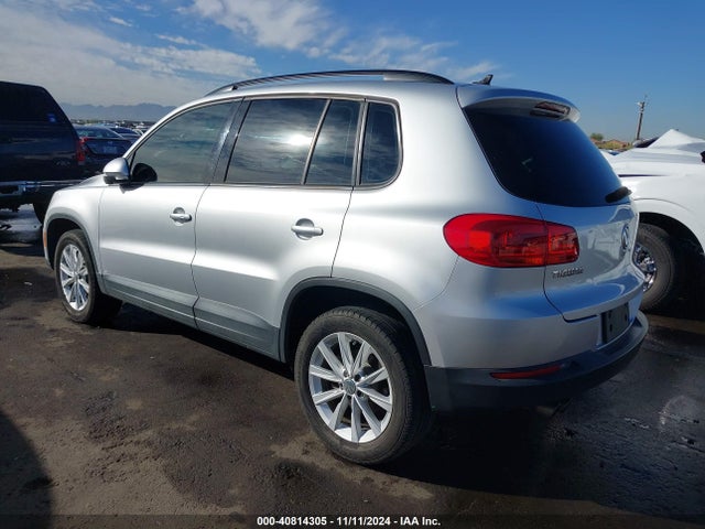 WVGAV7AX4JK001373 Volkswagen Tiguan Limited 2.0t
