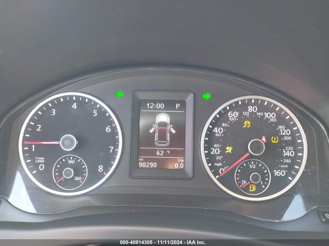 WVGAV7AX4JK001373 Volkswagen Tiguan Limited 2.0t