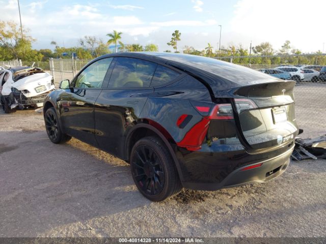 7SAYGAEE8NF428841 Tesla Model Y Long Range Dual Motor All-wheel Drive