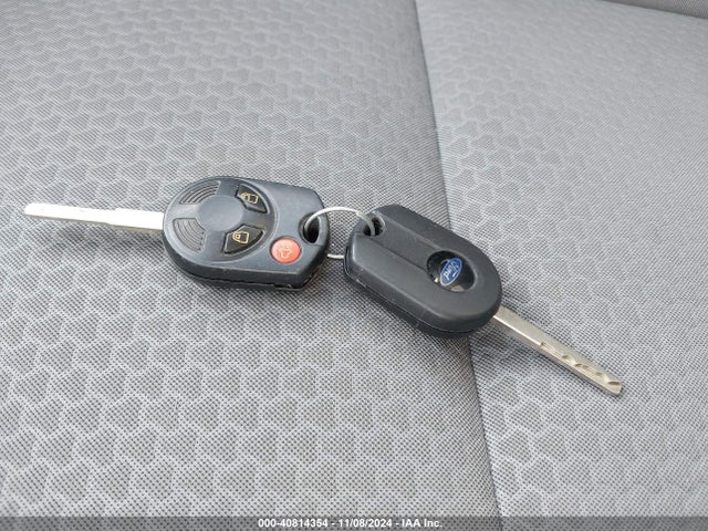 Ford ESCAPE SE 2017 1FMCU9GD1HUC67856 Image 11