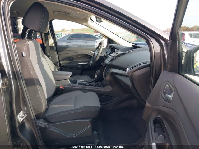 Ford ESCAPE SE 2017 1FMCU9GD1HUC67856 Image 5