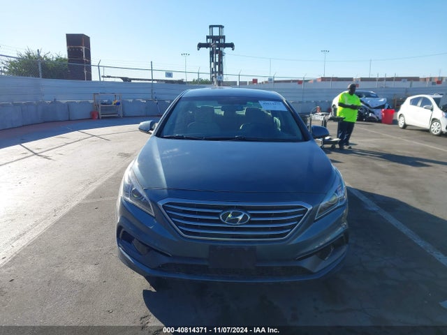 Hyundai Sonata 2016 5NPE24AF8GH409547 Image 12