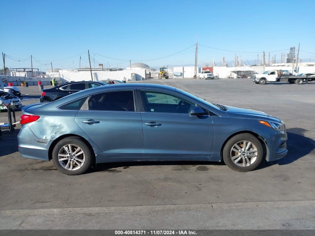 Hyundai Sonata 2016 5NPE24AF8GH409547 Image 13