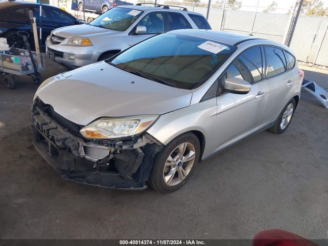 Ford FOCUS SE 2014 1FADP3K26EL288230 Image 2