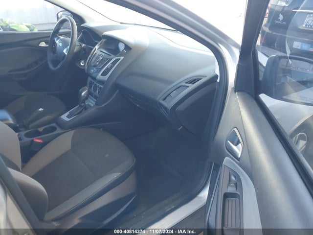 Ford FOCUS SE 2014 1FADP3K26EL288230 Image 5