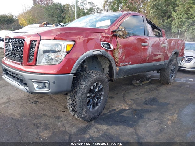 Nissan Titan Pro-4x 2017 1N6AA1E56HN541755 Image 2