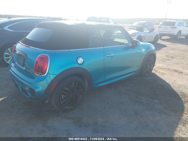 2019 MINI CONVERTIBLE WMWWG9C55K3E41397 Photo 3