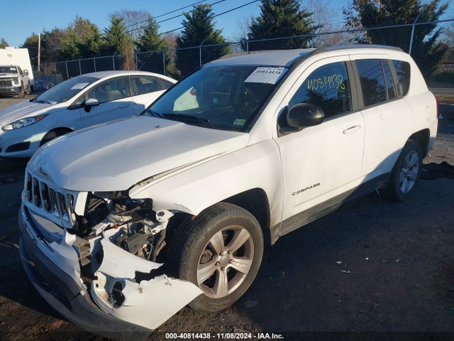 Jeep Compass Sport 2014 1C4NJDBB4ED647641 Image 2