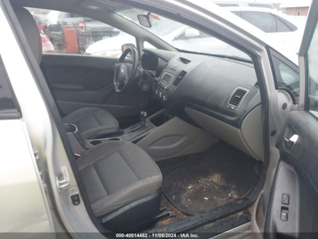 KNAFK4A61F5259913 KIA FORTE LX