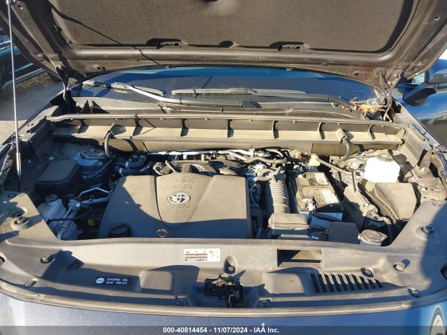 Toyota Highlander Xle 2022 5TDHZRBH6NS580892 Image 10