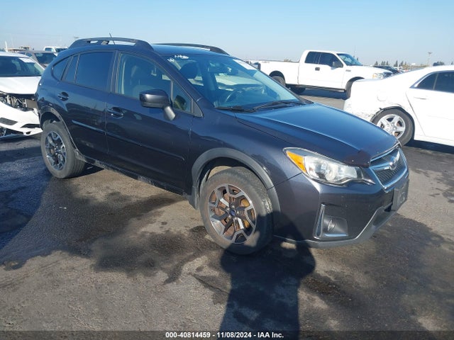Subaru Crosstrek 2.0i Premium 2017 JF2GPABC5HH247746 Image 1
