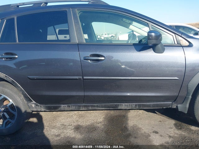 Subaru Crosstrek 2.0i Premium 2017 JF2GPABC5HH247746 Image 14