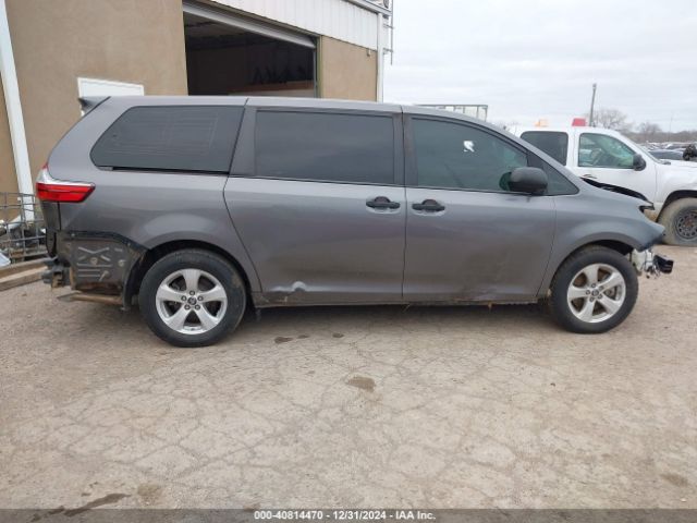 5TDZZ3DC6JS952339 Toyota Sienna L 7 Passenger