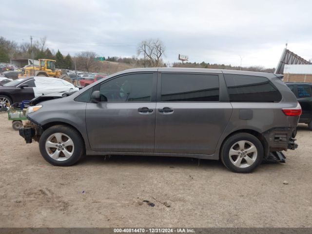 5TDZZ3DC6JS952339 Toyota Sienna L 7 Passenger