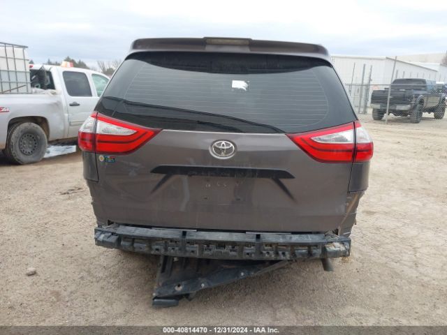 5TDZZ3DC6JS952339 Toyota Sienna L 7 Passenger