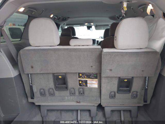 5TDZZ3DC6JS952339 Toyota Sienna L 7 Passenger