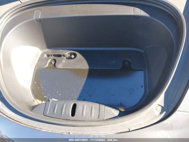 5YJ3E1EB3KF195725 Tesla Model 3 Long Range/performance
