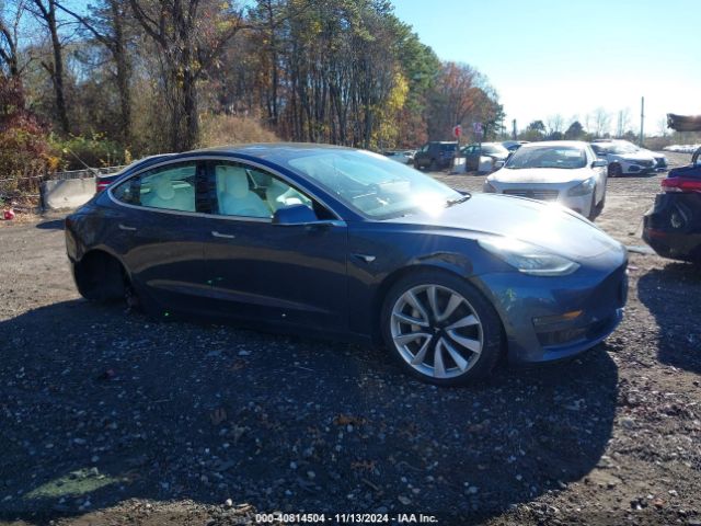 5YJ3E1EB3KF195725 Tesla Model 3 Long Range/performance