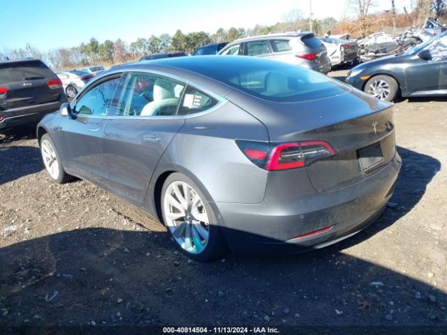 5YJ3E1EB3KF195725 Tesla Model 3 Long Range/performance