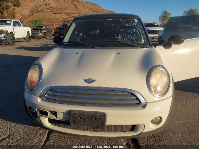 2009 MINI COOPER WMWMF33549TT68991 Photo 5