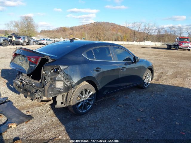 3MZBN1V37JM169382 Mazda Mazda3 Touring