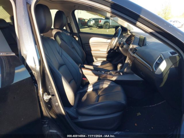 3MZBN1V37JM169382 Mazda Mazda3 Touring