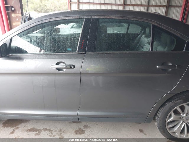 Ford Taurus Limited 2016 1FAHP2F87GG111160 Image 14