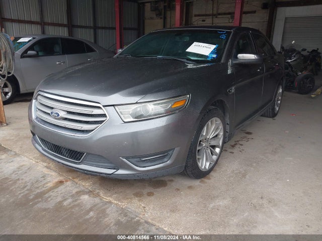 Ford Taurus Limited 2016 1FAHP2F87GG111160 Image 2