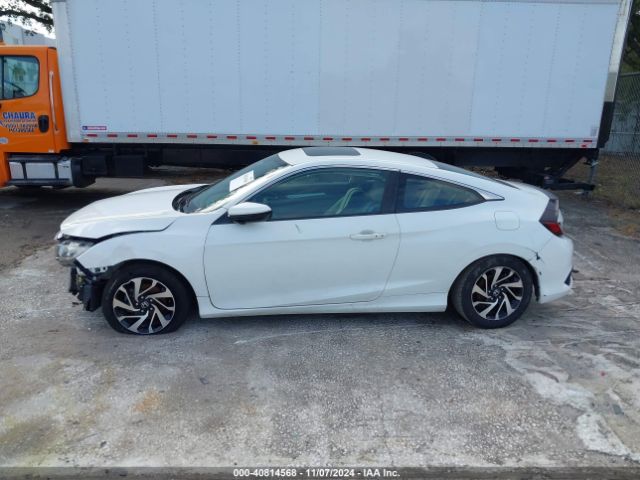 2HGFC4B00GH303177 Honda Civic Lx-p