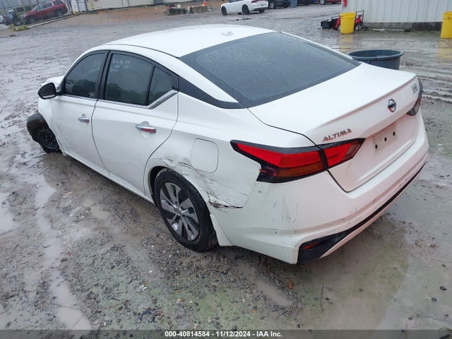 1N4BL4BVXKC203243 Nissan Altima 2.5 S