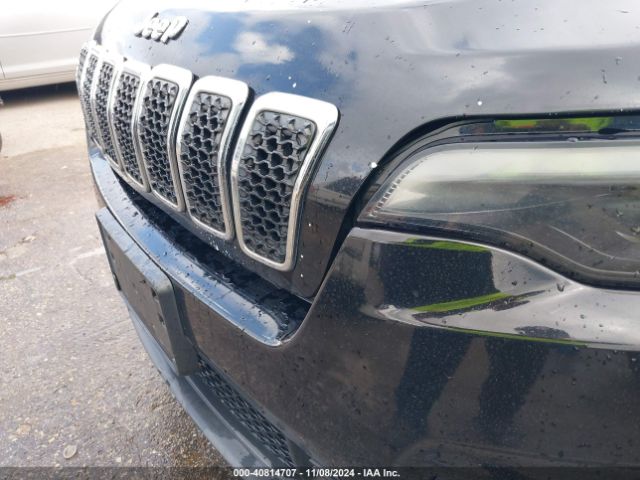 1C4PJLCB9KD307995 Jeep Cherokee Latitude Fwd