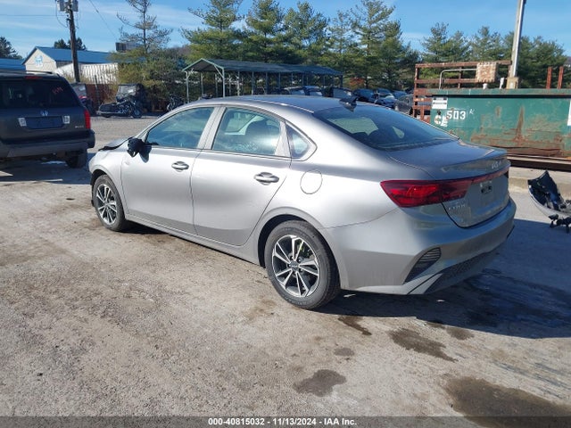KIA Forte Lxs 2023 3KPF24AD3PE532633 Image 3