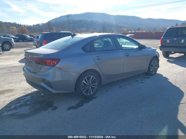 KIA Forte Lxs 2023 3KPF24AD3PE532633 Image 4