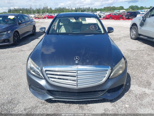55SWF4JBXFU047108 Mercedes-Benz C 300 Luxury/sport