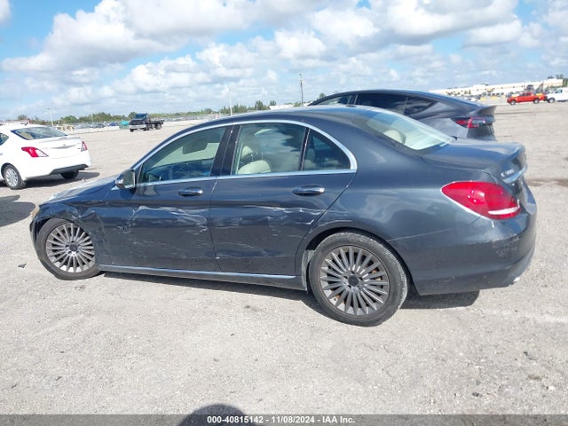 55SWF4JBXFU047108 Mercedes-Benz C 300 Luxury/sport