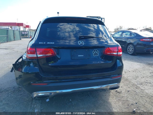 WDC0G4KB2JV076027 Mercedes-Benz Glc 300 4matic