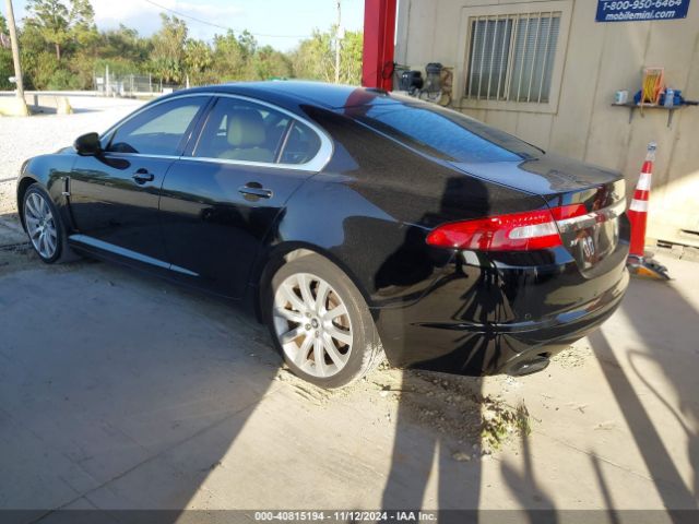 2010 JAGUAR XF SAJWA0FA9AHR67055 Photo 2