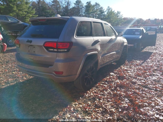 1C4RJFAG0MC823955 Jeep Grand Cherokee Laredo X 4x4