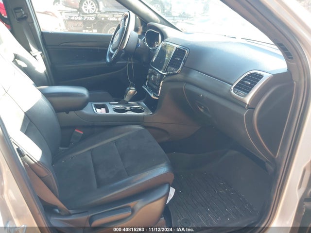 1C4RJFAG0MC823955 Jeep Grand Cherokee Laredo X 4x4