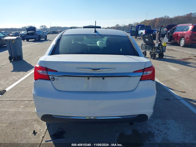 Продажа на аукционе авто 2013 Chrysler 200 Touring, vin: 1C3CCBBB8DN743534, номер лота: 40815348