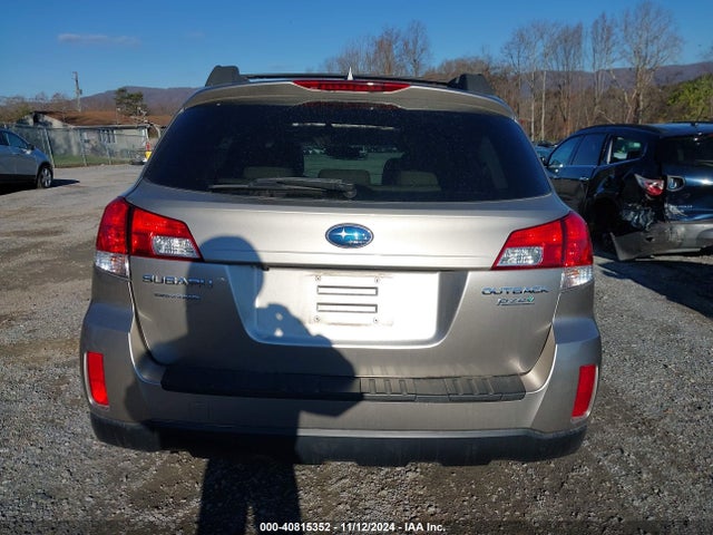 Subaru Outback 2.5i Limited 2014 4S4BRBLC1E3309588 Image 16